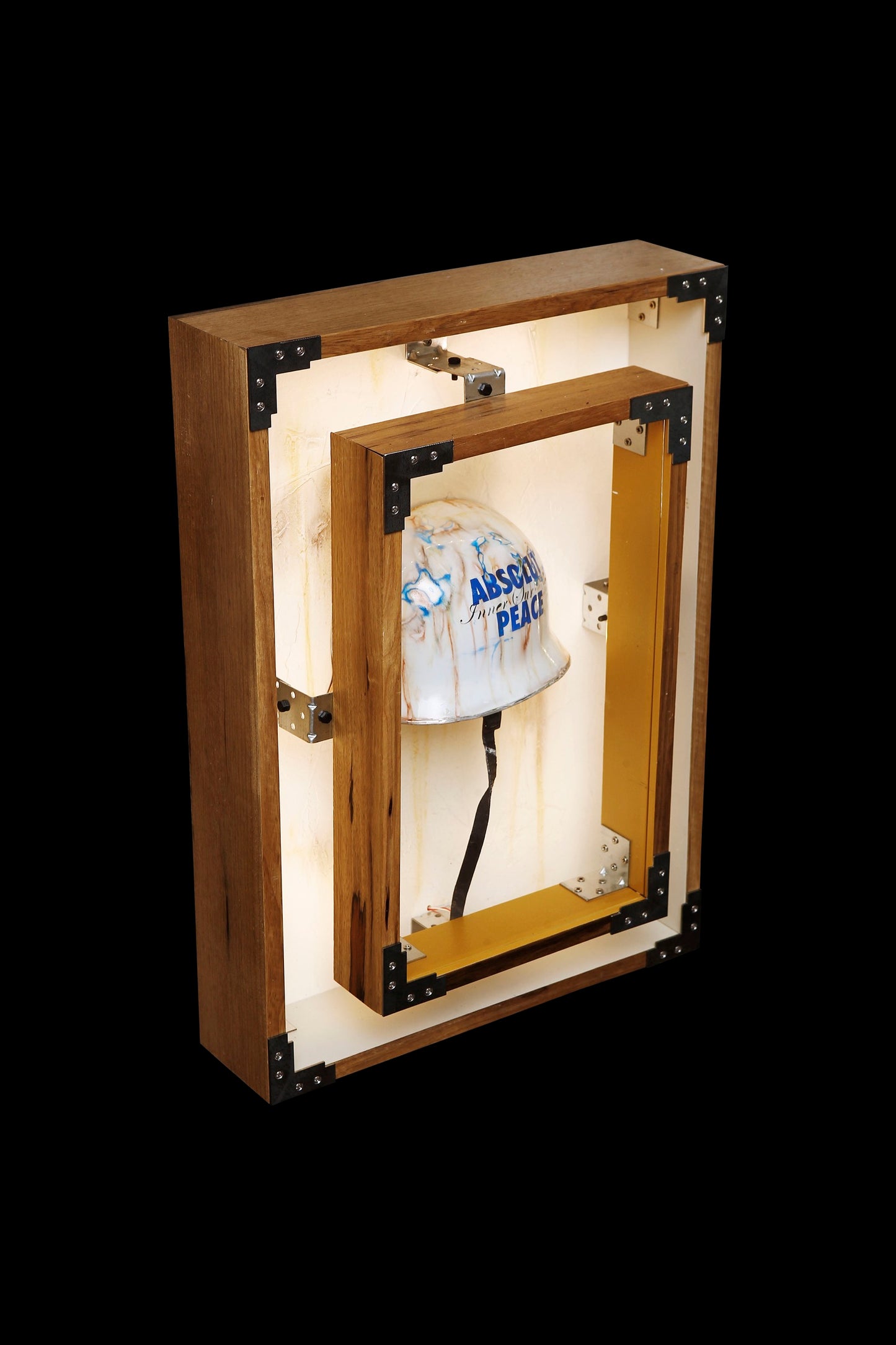 ABSOLUT PEACE HELMET