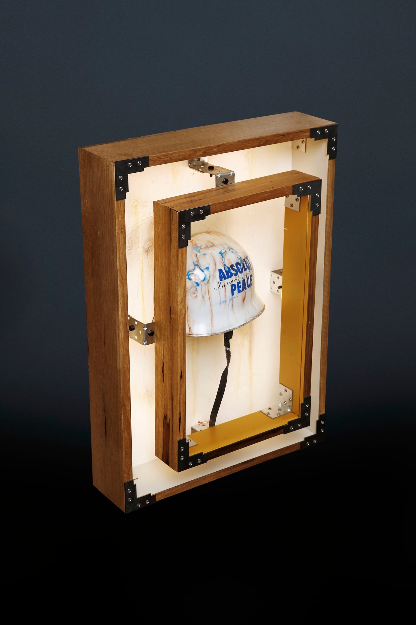 ABSOLUT PEACE HELMET