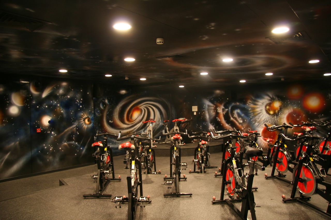 FITNESS FIRST