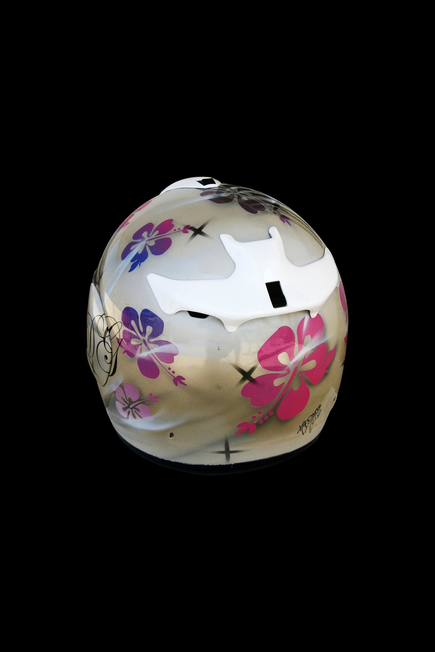 HELMET FLOWERS
