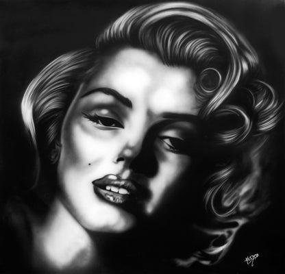 MARYLIN MONROE