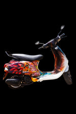 VESPA GIRLS GIRLS GIRLS